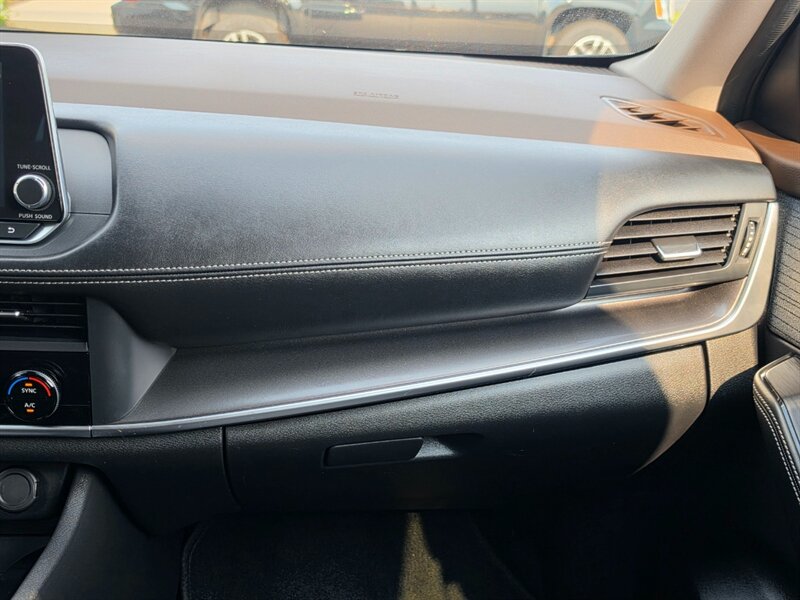 2023 Nissan Rogue SV - Photo 34 - De Pere, WI 54115