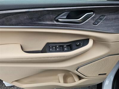 2023 Jeep Grand Cherokee L Limited   - Photo 19 - De Pere, WI 54115