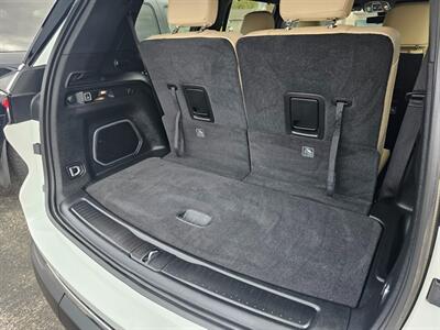 2023 Jeep Grand Cherokee L Limited   - Photo 36 - De Pere, WI 54115