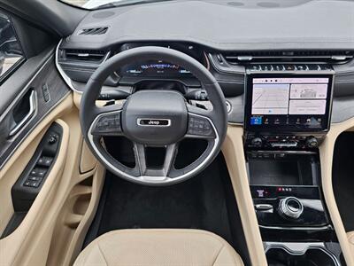 2023 Jeep Grand Cherokee L Limited   - Photo 28 - De Pere, WI 54115