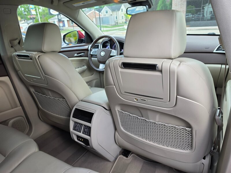 2011 Cadillac SRX Luxury - Photo 33 - De Pere, WI 54115