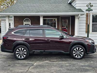 2023 Subaru Outback Limited - Photo 2 - De Pere, WI 54115