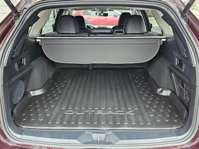 2023 Subaru Outback Limited - Photo 18 - De Pere, WI 54115