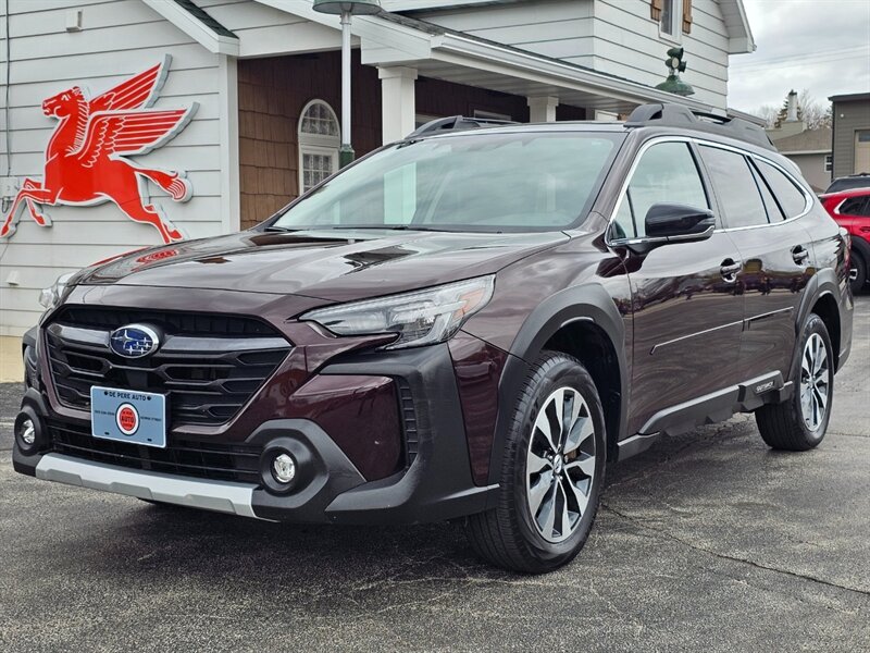 2023 Subaru Outback Limited   - Photo 1 - De Pere, WI 54115
