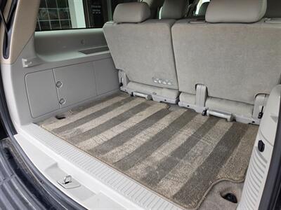 2012 GMC Yukon XL SLT 1500   - Photo 31 - De Pere, WI 54115