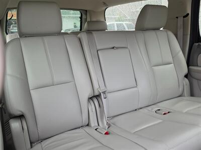 2012 GMC Yukon XL SLT 1500   - Photo 16 - De Pere, WI 54115