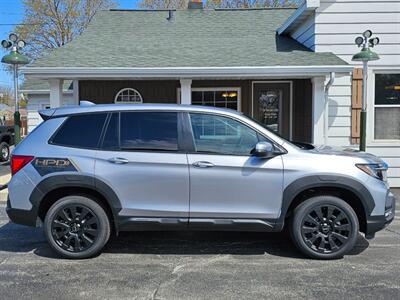 2023 Honda Passport EX-L   - Photo 2 - De Pere, WI 54115