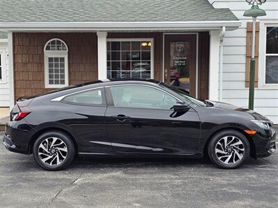 2017 Honda Civic LX   - Photo 2 - De Pere, WI 54115