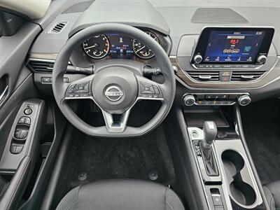 2024 Nissan Altima 2.5 SV   - Photo 28 - De Pere, WI 54115