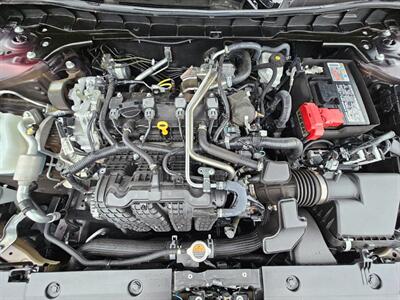 2024 Nissan Altima 2.5 SV   - Photo 18 - De Pere, WI 54115