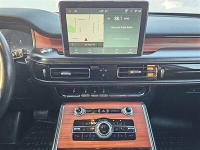 2021 Lincoln Aviator Reserve   - Photo 9 - De Pere, WI 54115