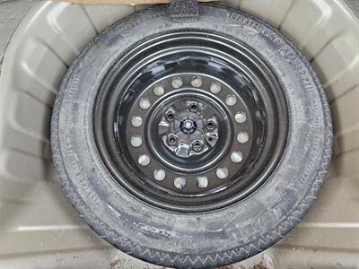 2011 Nissan Altima 2.5 S   - Photo 18 - De Pere, WI 54115