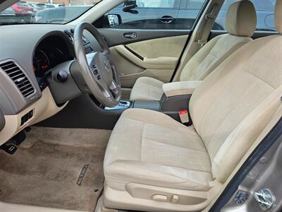 2011 Nissan Altima 2.5 S   - Photo 4 - De Pere, WI 54115