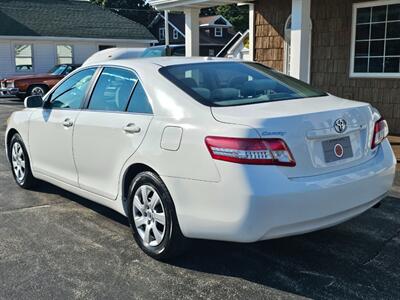 2010 Toyota Camry LE   - Photo 25 - De Pere, WI 54115