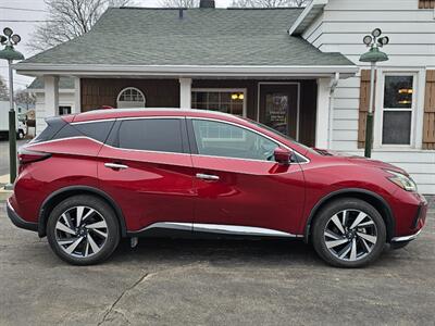 2023 Nissan Murano SL   - Photo 2 - De Pere, WI 54115