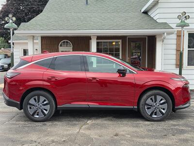2025 Nissan Murano SL   - Photo 2 - De Pere, WI 54115