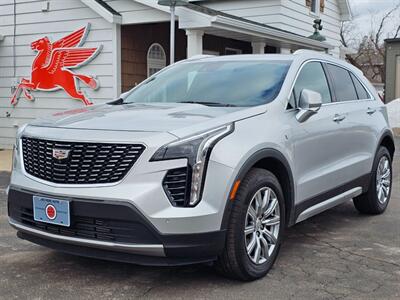 2022 Cadillac XT4 Premium Luxury  