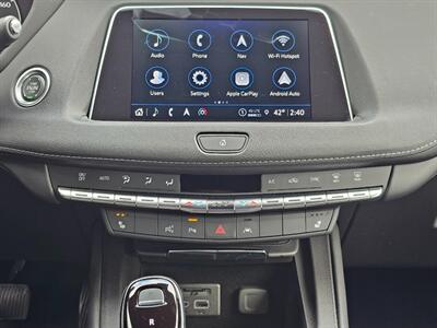 2022 Cadillac XT4 Premium Luxury   - Photo 9 - De Pere, WI 54115