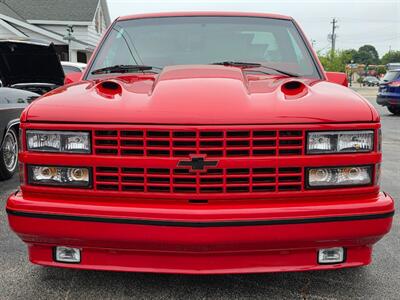 1992 Chevrolet C1500 - Photo 2 - De Pere, WI 54115