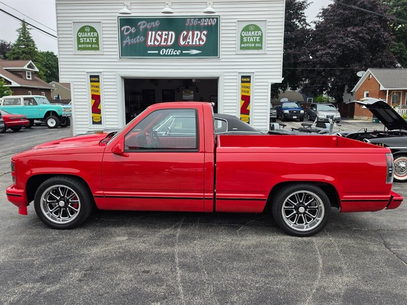 1992 Chevrolet C1500 - Photo 4 - De Pere, WI 54115