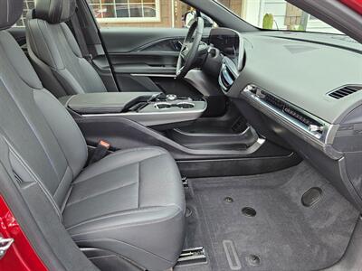 2024 Cadillac LYRIQ Luxury 3   - Photo 13 - De Pere, WI 54115