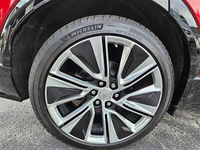 2024 Cadillac LYRIQ Luxury 3   - Photo 44 - De Pere, WI 54115