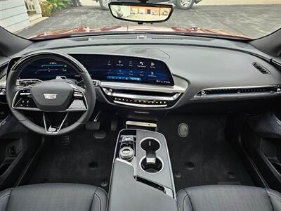 2024 Cadillac LYRIQ Luxury 3   - Photo 5 - De Pere, WI 54115