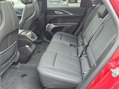 2024 Cadillac LYRIQ Luxury 3   - Photo 15 - De Pere, WI 54115