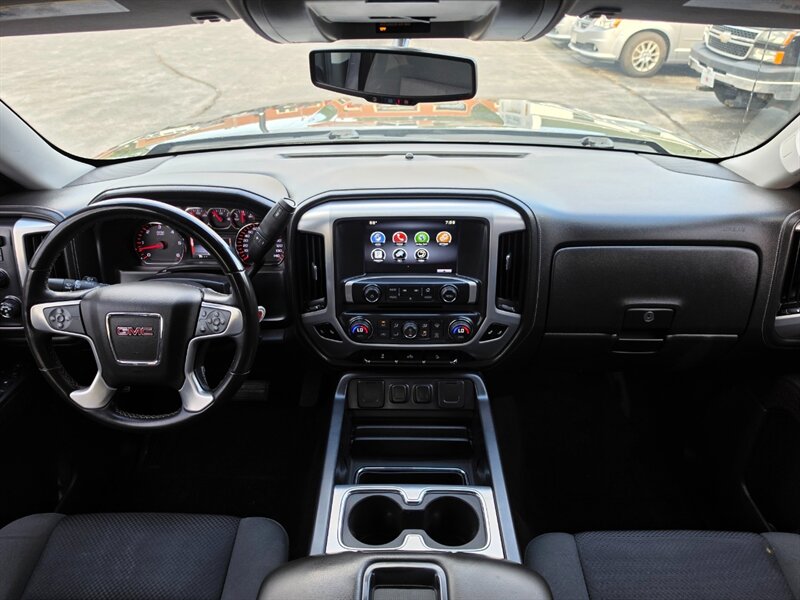 2015 GMC Sierra 1500 SLE - Photo 8 - De Pere, WI 54115