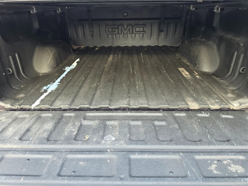 2015 GMC Sierra 1500 SLE - Photo 17 - De Pere, WI 54115