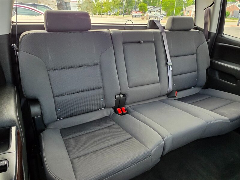 2015 GMC Sierra 1500 SLE - Photo 16 - De Pere, WI 54115