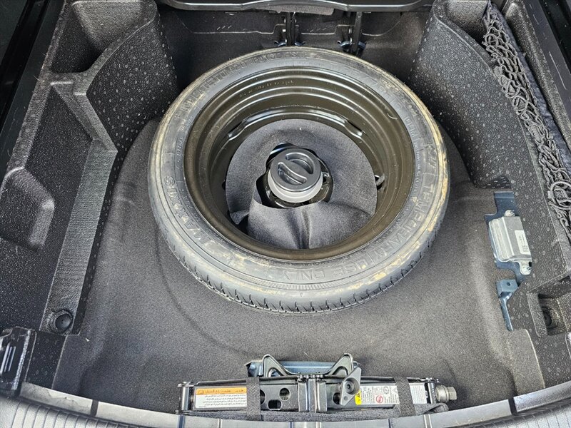 2014 Chevrolet Captiva Sport LT   - Photo 18 - De Pere, WI 54115