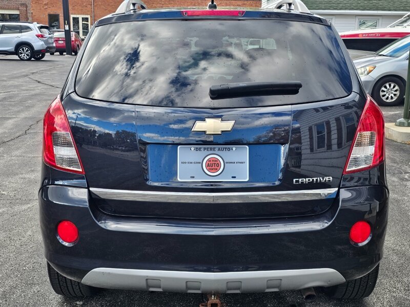 2014 Chevrolet Captiva Sport LT   - Photo 24 - De Pere, WI 54115