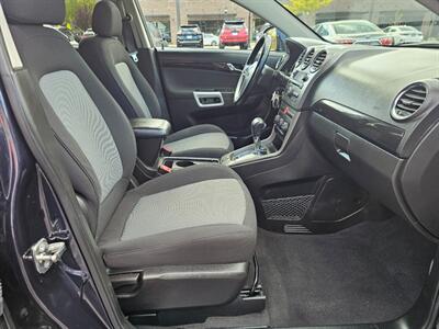 2014 Chevrolet Captiva Sport LT   - Photo 11 - De Pere, WI 54115