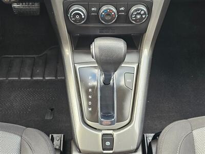 2014 Chevrolet Captiva Sport LT   - Photo 9 - De Pere, WI 54115