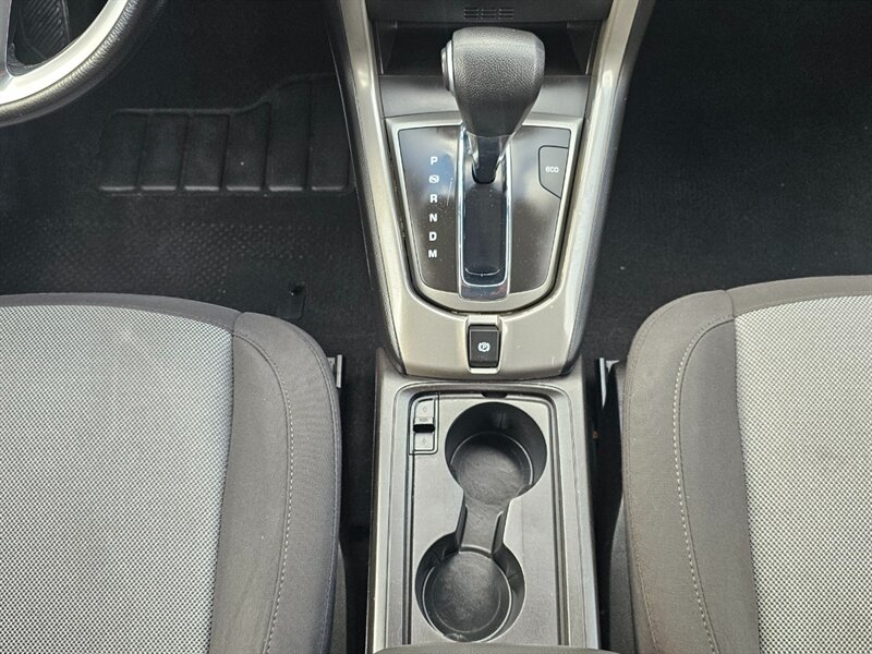 2014 Chevrolet Captiva Sport LT   - Photo 30 - De Pere, WI 54115