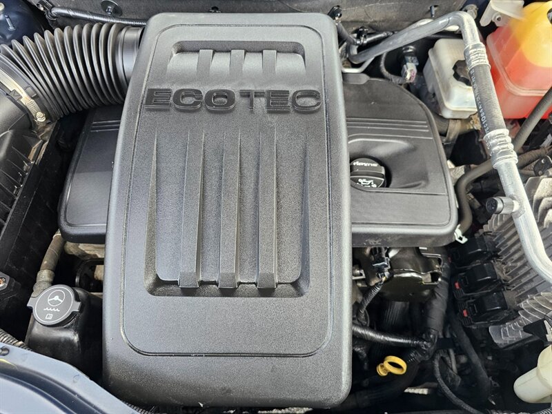 2014 Chevrolet Captiva Sport LT   - Photo 34 - De Pere, WI 54115