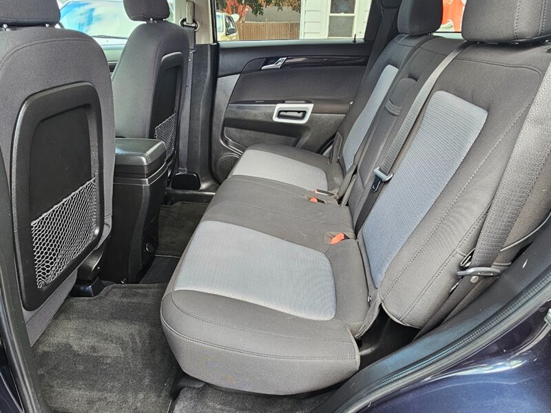 2014 Chevrolet Captiva Sport LT   - Photo 13 - De Pere, WI 54115