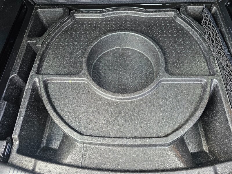 2014 Chevrolet Captiva Sport LT   - Photo 17 - De Pere, WI 54115