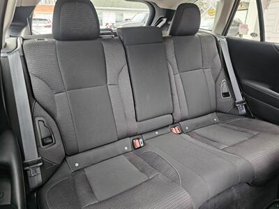 2023 Subaru Outback Premium   - Photo 13 - De Pere, WI 54115
