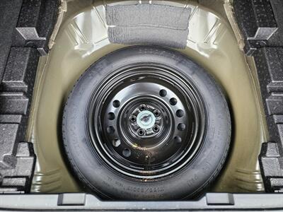 2023 Subaru Outback Premium   - Photo 17 - De Pere, WI 54115