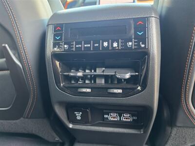 2024 Jeep Grand Cherokee Summit Reserve   - Photo 16 - De Pere, WI 54115