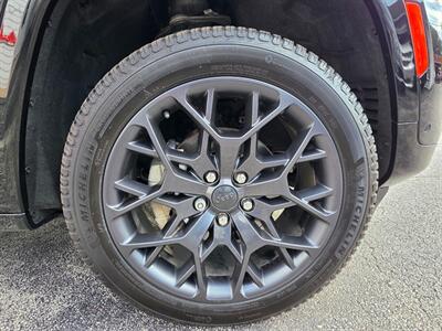 2024 Jeep Grand Cherokee Summit Reserve   - Photo 43 - De Pere, WI 54115