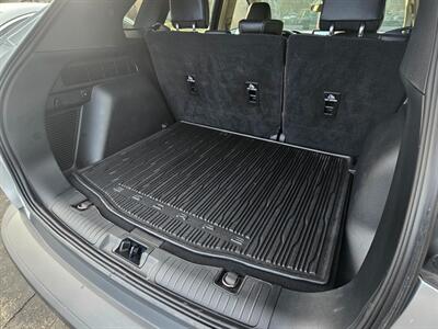 2020 Ford Escape SEL   - Photo 33 - De Pere, WI 54115