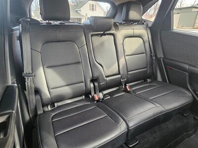 2020 Ford Escape SEL   - Photo 14 - De Pere, WI 54115