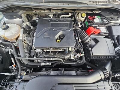 2020 Ford Escape SEL   - Photo 19 - De Pere, WI 54115