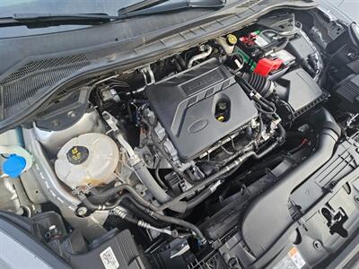 2020 Ford Escape SEL   - Photo 37 - De Pere, WI 54115