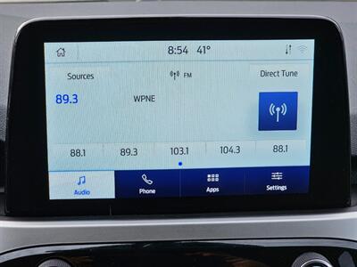 2020 Ford Escape SEL   - Photo 31 - De Pere, WI 54115