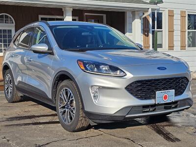 2020 Ford Escape SEL   - Photo 4 - De Pere, WI 54115