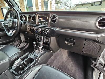 2021 Jeep Wrangler Unlimited Sahara 4xe   - Photo 11 - De Pere, WI 54115